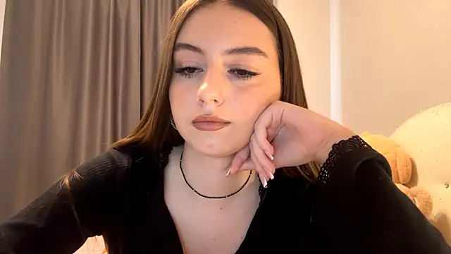 CatherinDream online show from October 23, 2025, 4:11 am