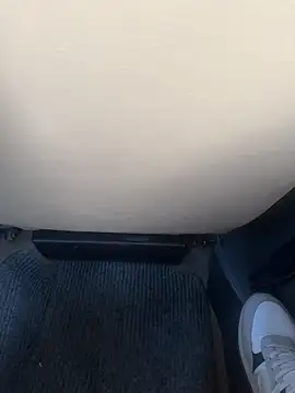 LAZ3R1 online show from November 17, 2025, 1:37 pm