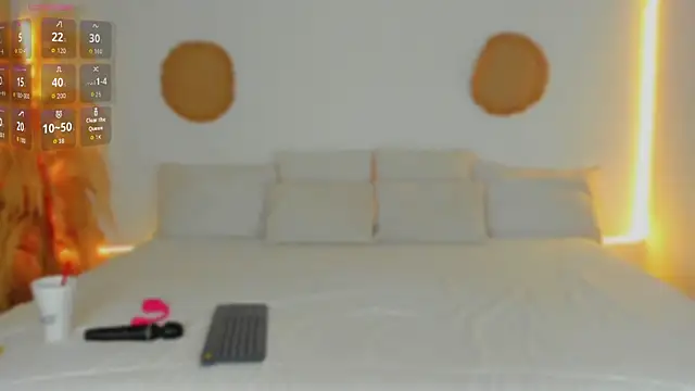 AliisonWells online show from November 1, 2025, 1:01 am