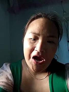 Snapshot of Tamara-a chatting on November 14, 2025, 12:36 am Tamara-a online show from November 14, 2025, 12:36 am