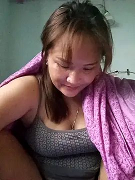 Snapshot of Tamara-a chatting on November 2, 2025, 3:22 am Tamara-a online show from November 2, 2025, 3:22 am