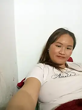 Snapshot of Tamara-a chatting on December 3, 2025, 12:48 pm Tamara-a online show from December 3, 2025, 12:48 pm