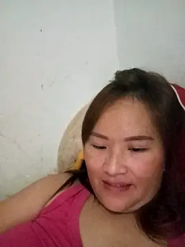 Snapshot of Tamara-a chatting on November 14, 2025, 12:42 pm Tamara-a online show from November 14, 2025, 12:42 pm