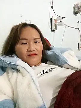 Snapshot of Tamara-a chatting on November 26, 2025, 1:33 pm Tamara-a online show from November 26, 2025, 1:33 pm