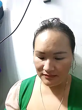 Snapshot of Tamara-a chatting on November 13, 2025, 12:09 pm Tamara-a online show from November 13, 2025, 12:09 pm