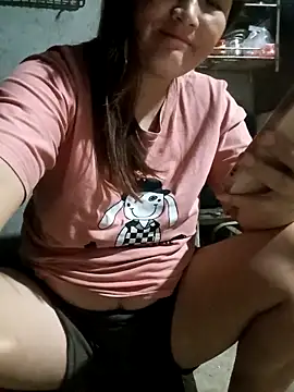 Snapshot of Tamara-a chatting on November 16, 2025, 2:44 pm Tamara-a online show from November 16, 2025, 2:44 pm