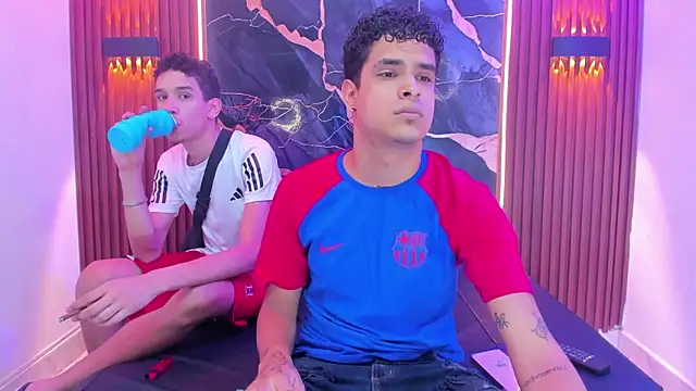 Lucky boys  X online show from March 3, 2026, 9:55 pm