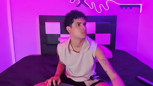 Lucky boys  X online show from April 14, 2026, 1:38 pm