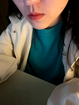 Snapshot of ruiki666 chatting on October 25, 2025, 3:34 pm ruiki666 online show from October 25, 2025, 3:34 pm