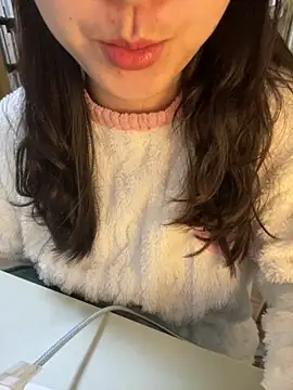 Snapshot of ruiki666 chatting on November 14, 2025, 4:10 pm ruiki666 online show from November 14, 2025, 4:10 pm