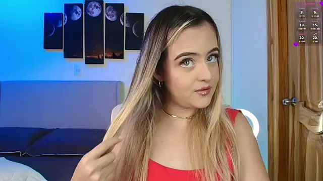 MaryMoon  online show from March 28, 2026, 10:44 pm