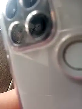 riso-00 online show from April 16, 2026, 7:53 am