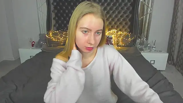 Alina Blonde online show from January 17, 2026, 6:39 am