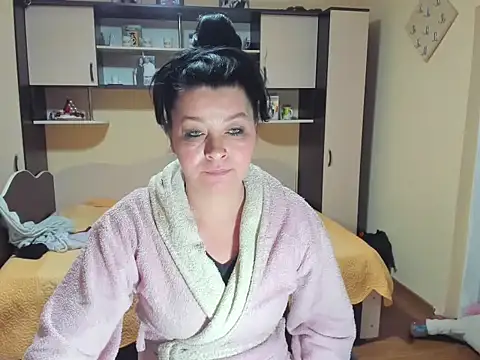 Soffy Skye online show from February 2, 2026, 4:44 am