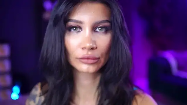 Snapshot of YuliaDesirevska chatting on November 4, 2025, 8:23 pm YuliaDesirevska online show from November 4, 2025, 8:23 pm