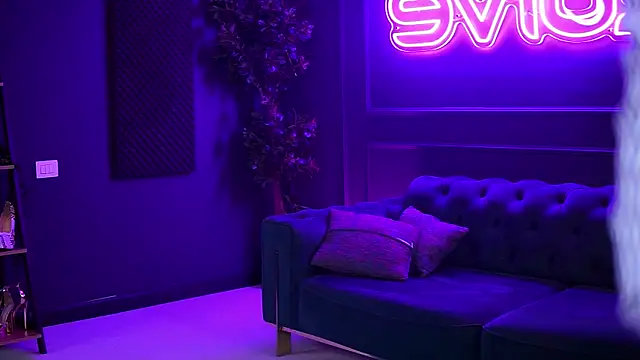 Snapshot of YuliaDesirevska chatting on November 2, 2025, 8:14 pm YuliaDesirevska online show from November 2, 2025, 8:14 pm