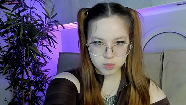 Krysadapp online show from April 24, 2026, 11:51 pm