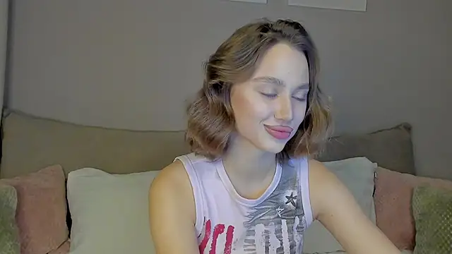 Snapshot of Stefa_Evans chatting on September 14, 2025, 3:23 pm Stefa Evans online show from September 14, 2025, 3:23 pm