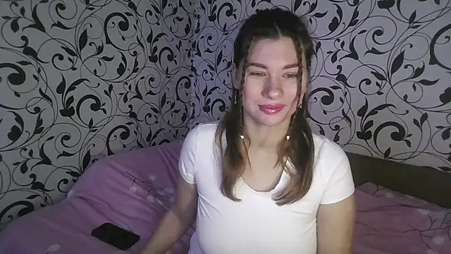 YourEmilie online show from December 23, 2025, 9:30 am