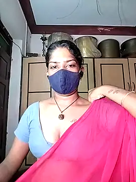 Snapshot of Tamil_Kavitha chatting on July 10, 2026, 6:19 pm Tamil Kavitha online show from July 10, 2026, 6:19 pm