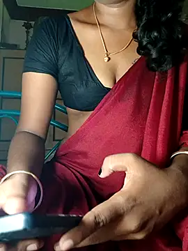 Tamil Kavitha online show from April 19, 2026, 4:46 am