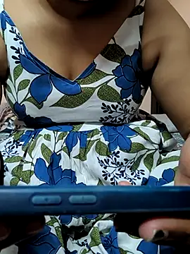 Snapshot of preethi-lovely chatting on November 5, 2025, 10:29 am preethi-lovely online show from November 5, 2025, 10:29 am