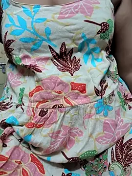 Snapshot of preethi-lovely chatting on November 10, 2025, 4:12 pm preethi-lovely online show from November 10, 2025, 4:12 pm