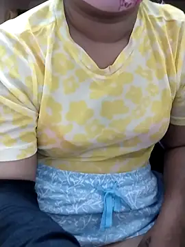 Snapshot of preethi-lovely chatting on September 20, 2025, 6:46 pm preethi-lovely online show from September 20, 2025, 6:46 pm