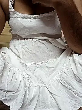 Snapshot of preethi-lovely chatting on November 14, 2025, 1:59 pm preethi-lovely online show from November 14, 2025, 1:59 pm