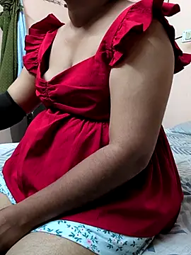 Snapshot of preethi-lovely chatting on October 7, 2025, 3:29 am preethi-lovely online show from October 7, 2025, 3:29 am