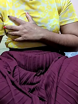 Snapshot of preethi-lovely chatting on October 30, 2025, 5:06 am preethi-lovely online show from October 30, 2025, 5:06 am