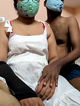 Snapshot of preethi-lovely chatting on October 8, 2025, 5:42 am preethi-lovely online show from October 8, 2025, 5:42 am