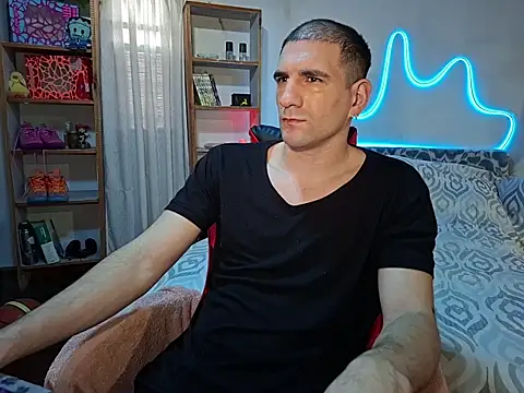 Snapshot of ObeyLust chatting on November 20, 2025, 6:52 pm ObeyLust online show from November 20, 2025, 6:52 pm