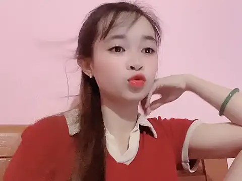 Suna7383 online show from October 15, 2025, 5:21 pm