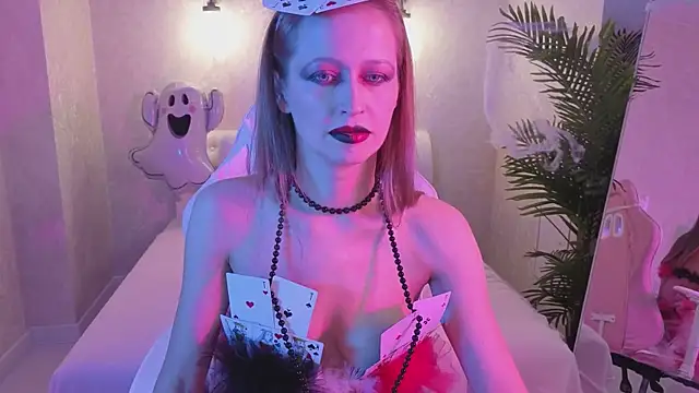 bella li   online show from October 31, 2025, 2:19 am