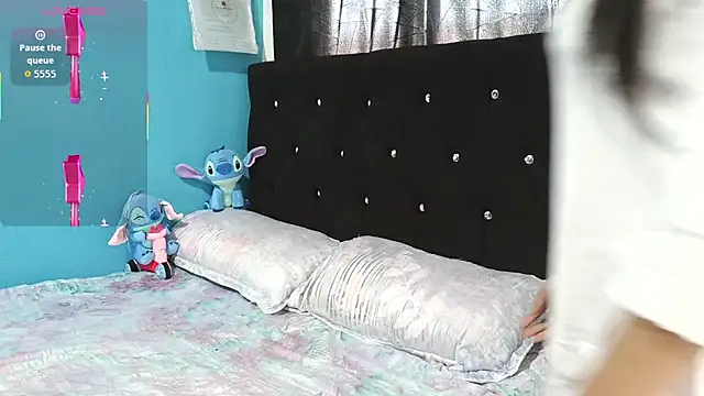 Snapshot of Maron_baez_18 chatting on October 28, 2025, 2:49 pm Maron baez 18 online show from October 28, 2025, 2:49 pm