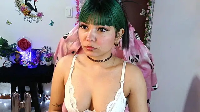 Maron baez 18 online show from June 4, 2026, 1:38 pm