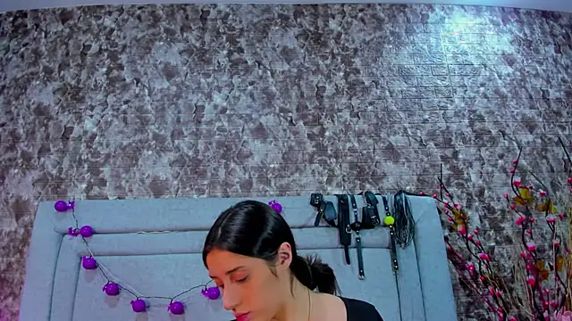 KatyVelvet online show from October 9, 2025, 2:34 am