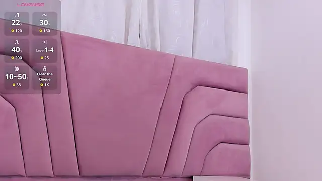 miajhonsonx online show from January 11, 2026, 2:24 pm