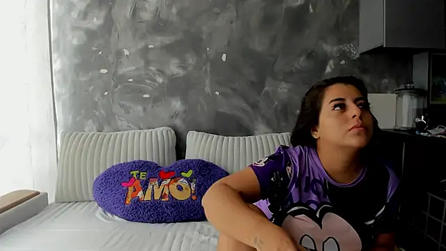 EvelynBun online show from February 24, 2026, 1:56 pm