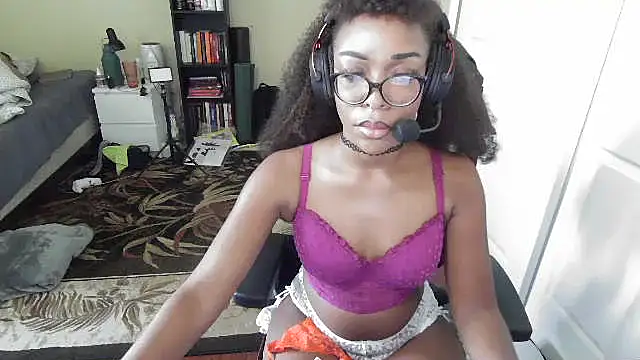 Snapshot of productivepussy chatting on September 24, 2025, 8:15 pm productivepussy online show from September 24, 2025, 8:15 pm