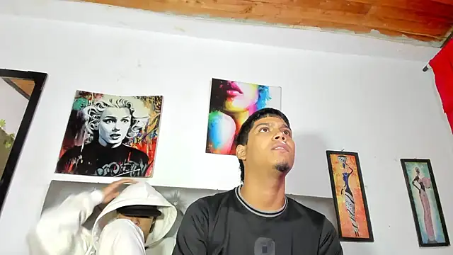 xxKamadevaxx online show from April 23, 2026, 12:22 pm