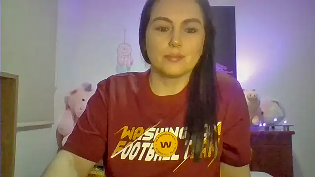 Snapshot of Venusina_07 chatting on July 20, 2026, 2:41 am Venusina 07 online show from July 20, 2026, 2:41 am