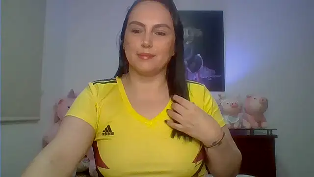 Snapshot of Venusina_07 chatting on June 24, 2026, 4:22 am Venusina 07 online show from June 24, 2026, 4:22 am