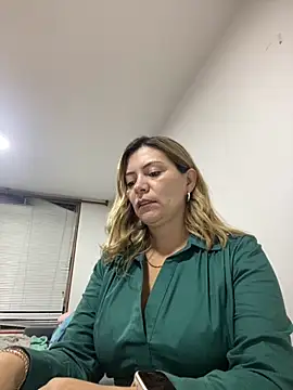 pamelaqenn 2 online show from September 27, 2025, 12:39 am