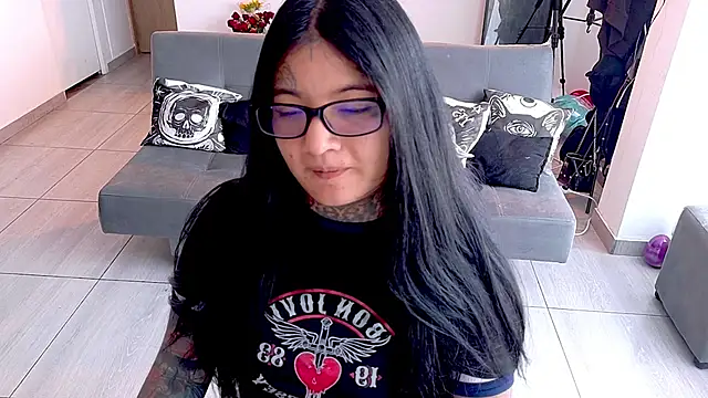 Unatatuada online show from January 14, 2026, 6:33 pm