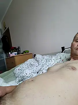 tygros11 online show from November 23, 2025, 9:41 am