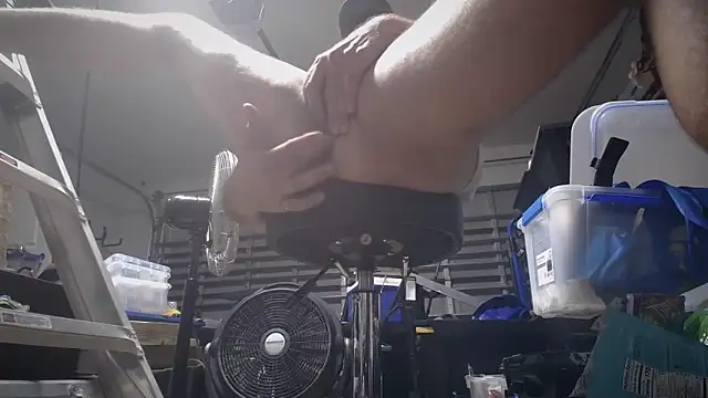 Snapshot of jasoncali305 chatting on September 29, 2025, 8:10 am jasoncali305 online show from September 29, 2025, 8:10 am