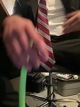 jasoncali305 online show from January 7, 2026, 3:17 pm