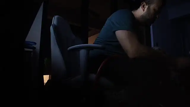 Snapshot of jasoncali305 chatting on October 1, 2025, 5:45 am jasoncali305 online show from October 1, 2025, 5:45 am